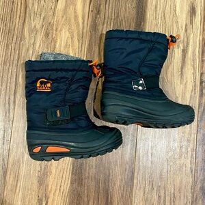 Sorel Black and Orange Winter Boots